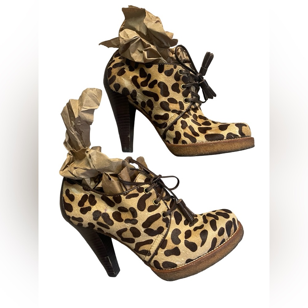 Coach Tullah Calf Hair Leopard Print Lace Up Heeled Booties Tread Sz 9.5 $248 - Picture 3 of 10